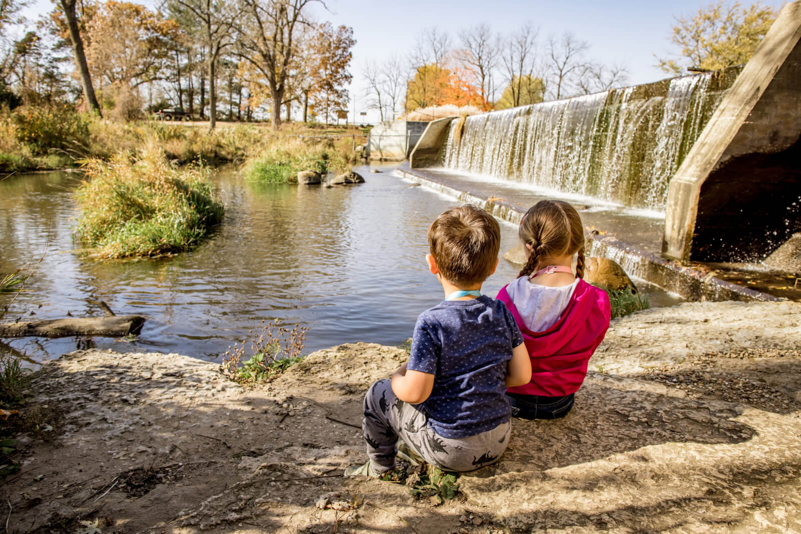 8 Sweater Weather Selfie Spots in the Stateline Area