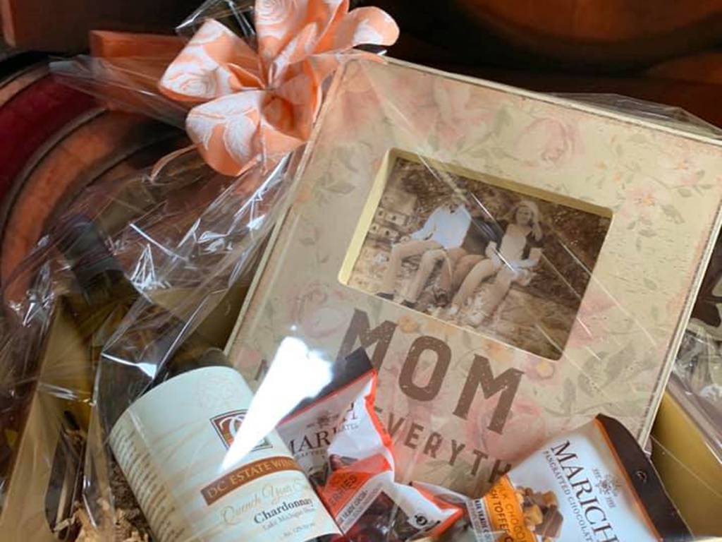 Mother's Day Gifts from DC Estate Winery